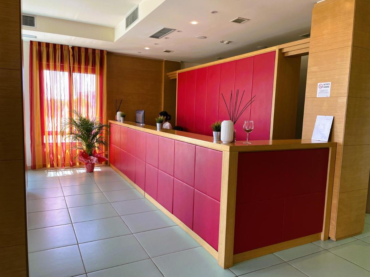 Hotel Grecale - Venturina Terme Exteriér fotografie